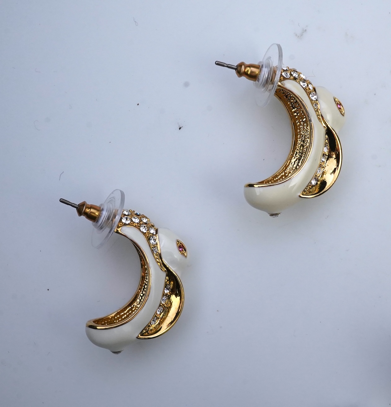 Five pairs of vintage costume earrings, some for pierced ears and other clips